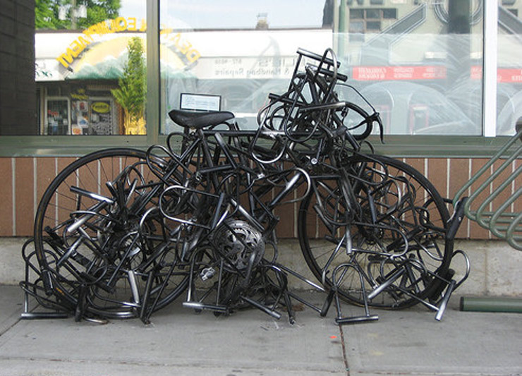 how-to-lock-up-a-bike-1